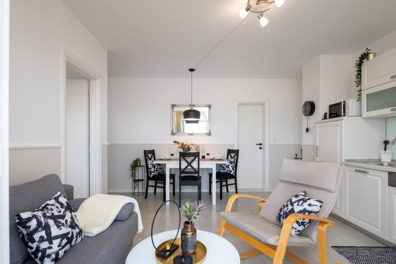 Apartments Valentina Bol Eksteriør bilde